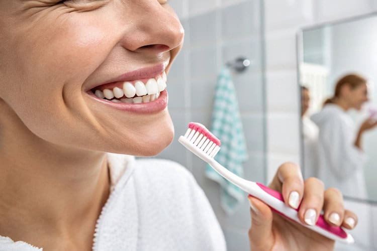 Factors Contributing to Bleeding Gums