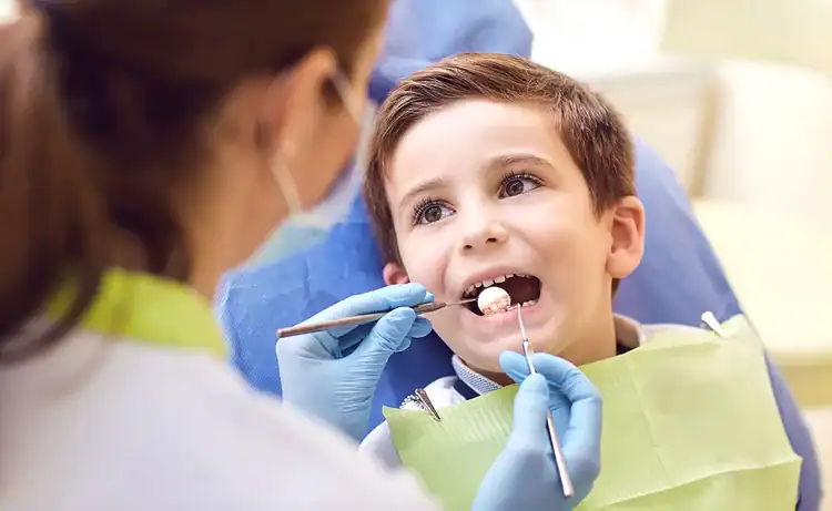 A picture demonstarting pediatric dentistry
